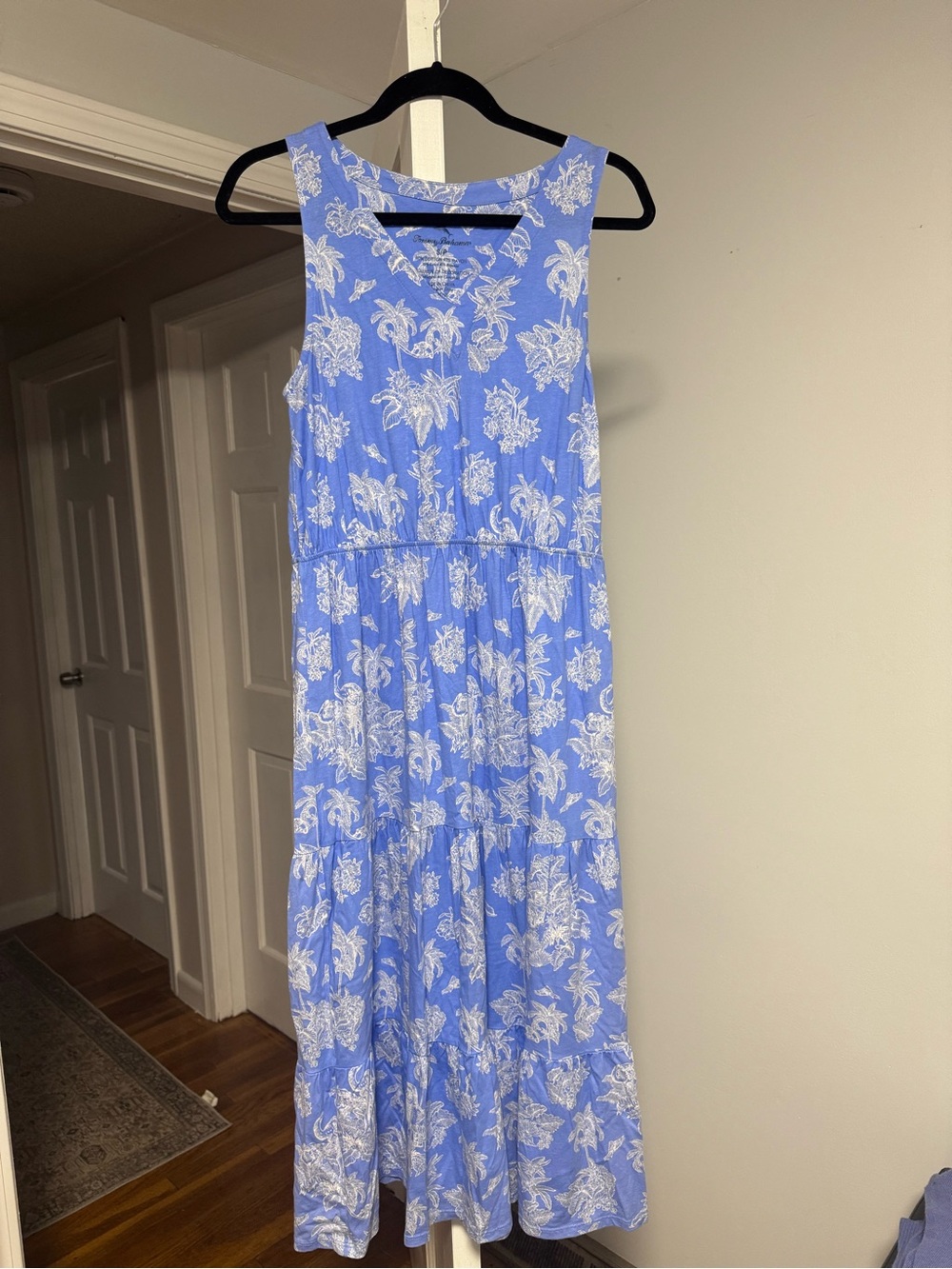 Tommy Bahama Blue and White Tropical V‑Neck Dress